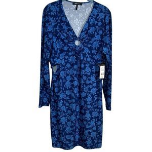 BCBG/Paris, blue dress, key hole front, long sleeves, floral print, knee length